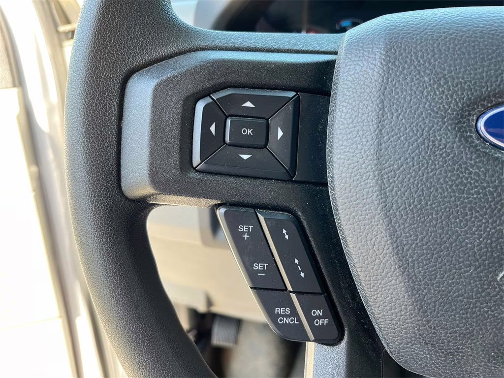 2023 Oxford White Ford E-450SD Base RWD Truck