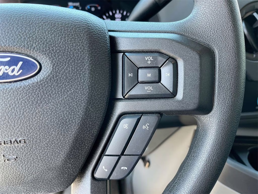 2023 Oxford White Ford E-450SD Base RWD Truck