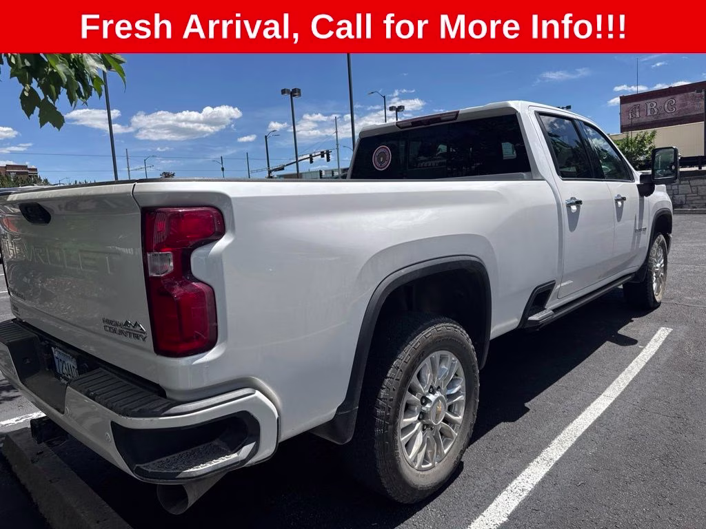 2022 Pearl Chevrolet Silverado 2500HD High Country 4X4 Truck
