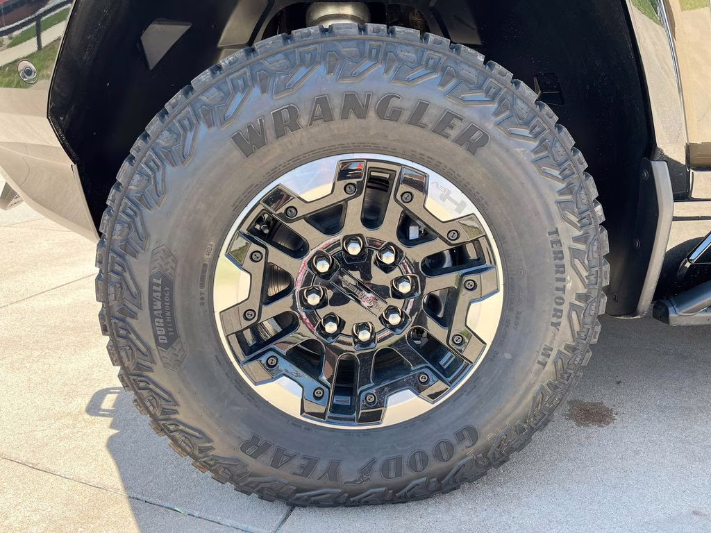 2025 Deep Aurora Metallic (Dark Bronze) GMC HUMMER EV Pickup 2X 4X4 Truck