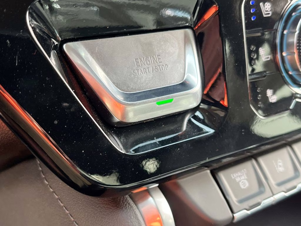 2025 Summit White GMC Sierra 2500HD Denali 4X4 Truck