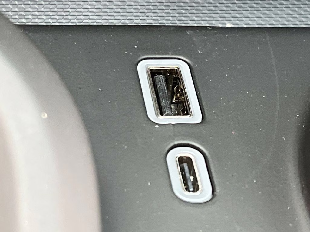 2025 Summit White GMC Sierra 2500HD Denali 4X4 Truck