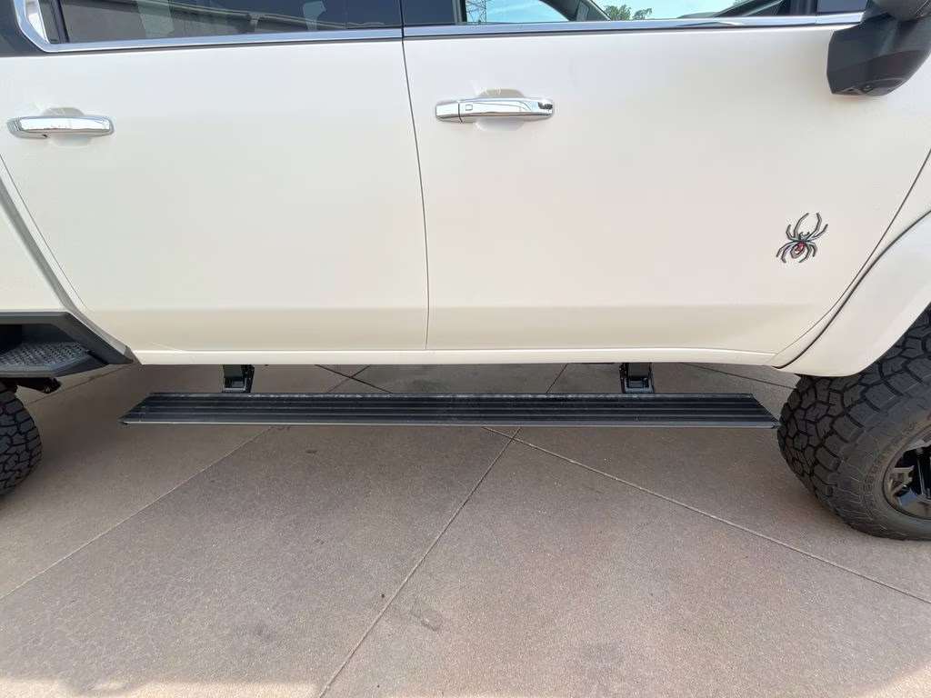 2025 Summit White GMC Sierra 2500HD Denali 4X4 Truck