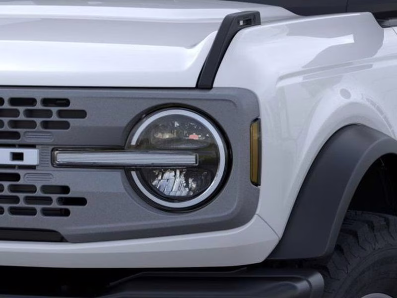 2025 Oxford White Ford Bronco Badlands 4X4 SUV
