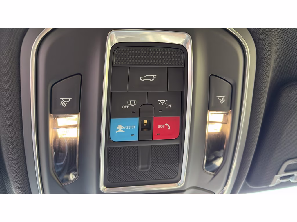 2025 Silver Jeep Grand Cherokee Laredo 4X4 Crossover