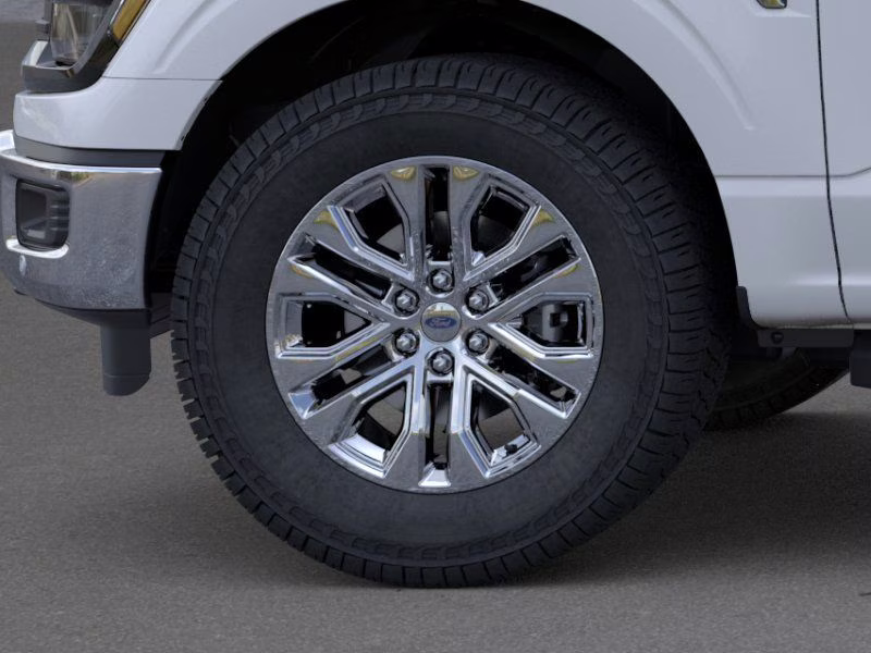 2025 Space White Metallic Ford F-150 XLT 4X4 Truck
