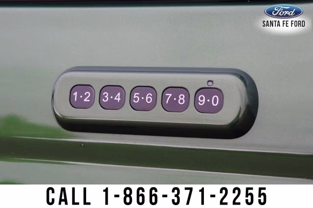 2023 Green Ford Bronco Badlands 4X4 Convertible