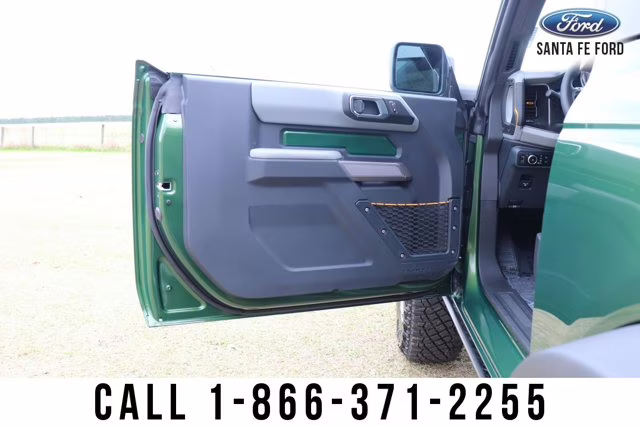 2023 Green Ford Bronco Badlands 4X4 Convertible