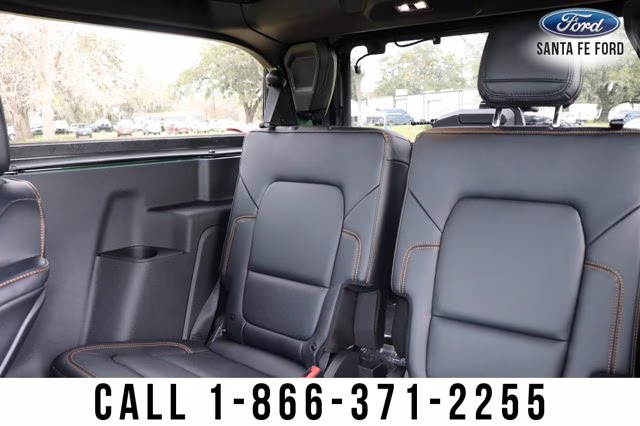 2023 Green Ford Bronco Badlands 4X4 Convertible