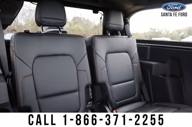 2023 Green Ford Bronco Badlands 4X4 Convertible