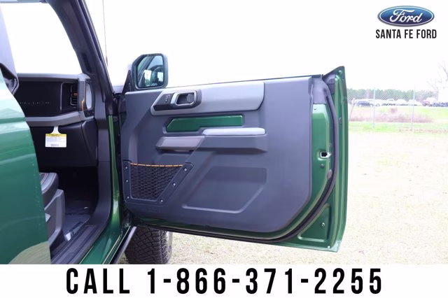 2023 Green Ford Bronco Badlands 4X4 Convertible