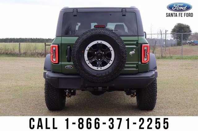 2023 Green Ford Bronco Badlands 4X4 Convertible