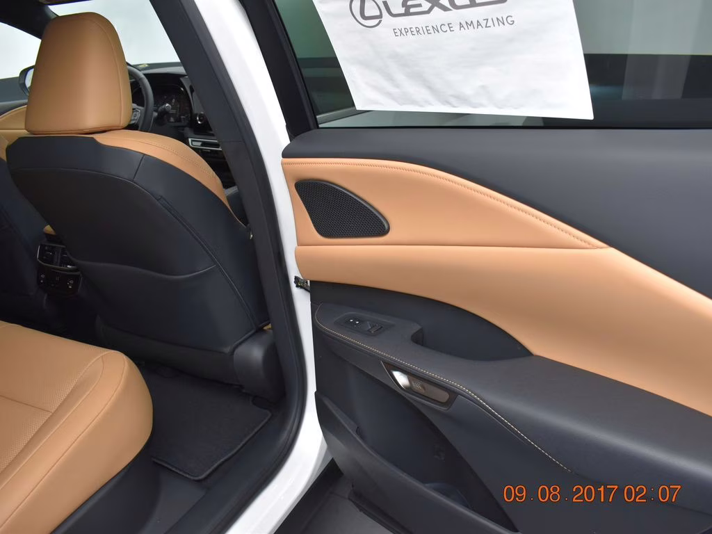 2025 White Pearl Lexus RX 350 FWD SUV