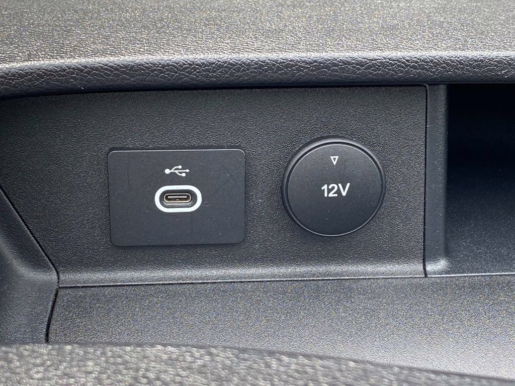 2022 Oxford White Ford Transit-350 XLT AWD Crossover