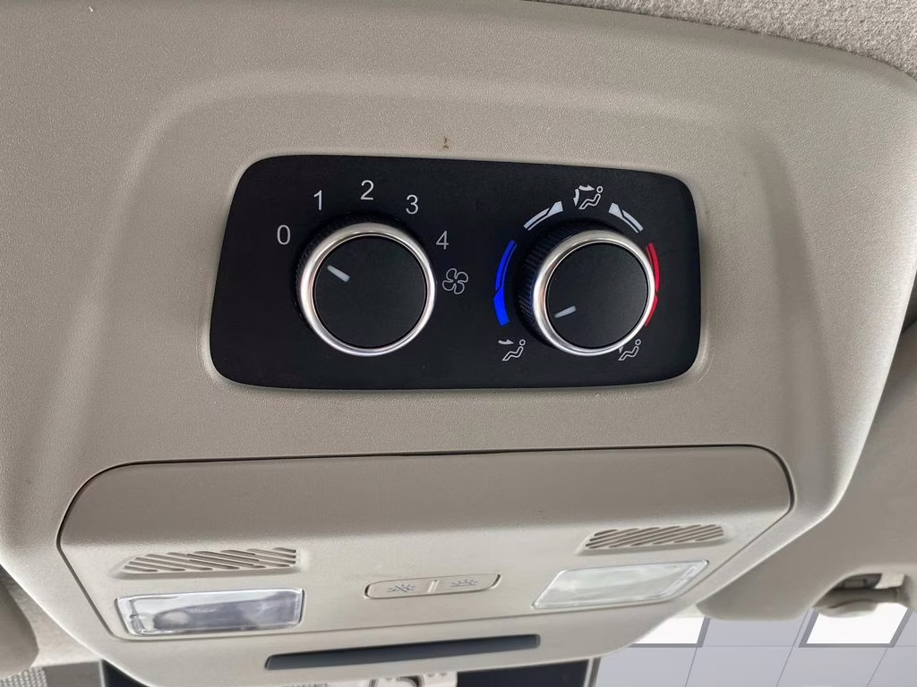 2022 Oxford White Ford Transit-350 XLT AWD Crossover