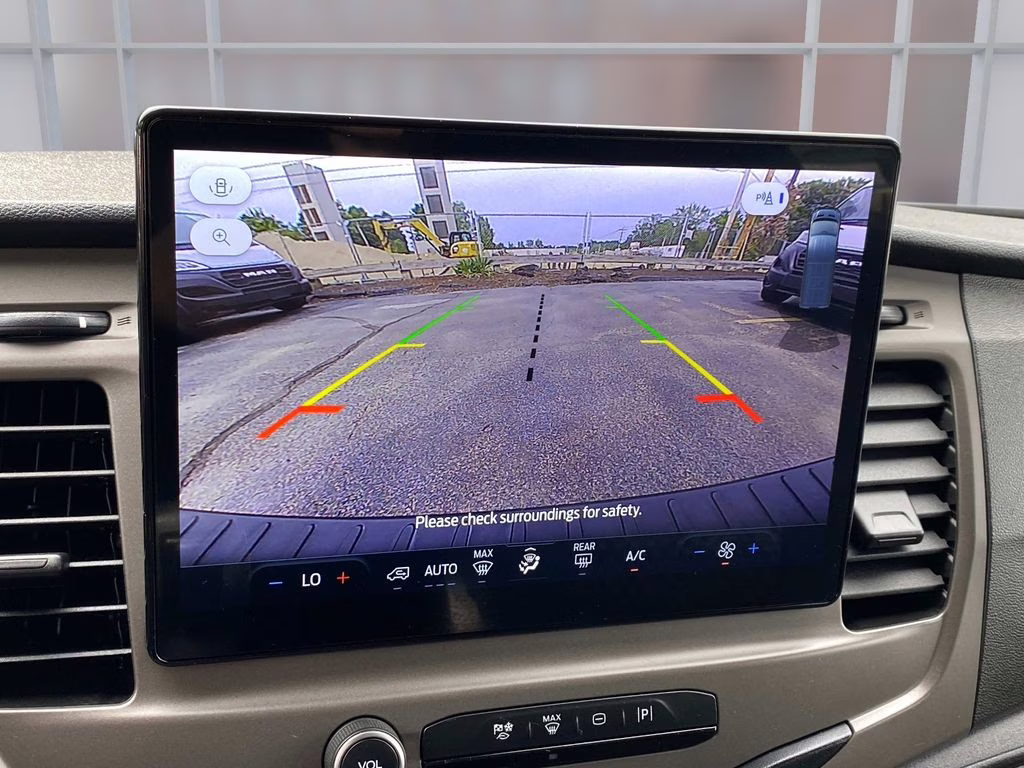 2022 Oxford White Ford Transit-350 XLT AWD Crossover