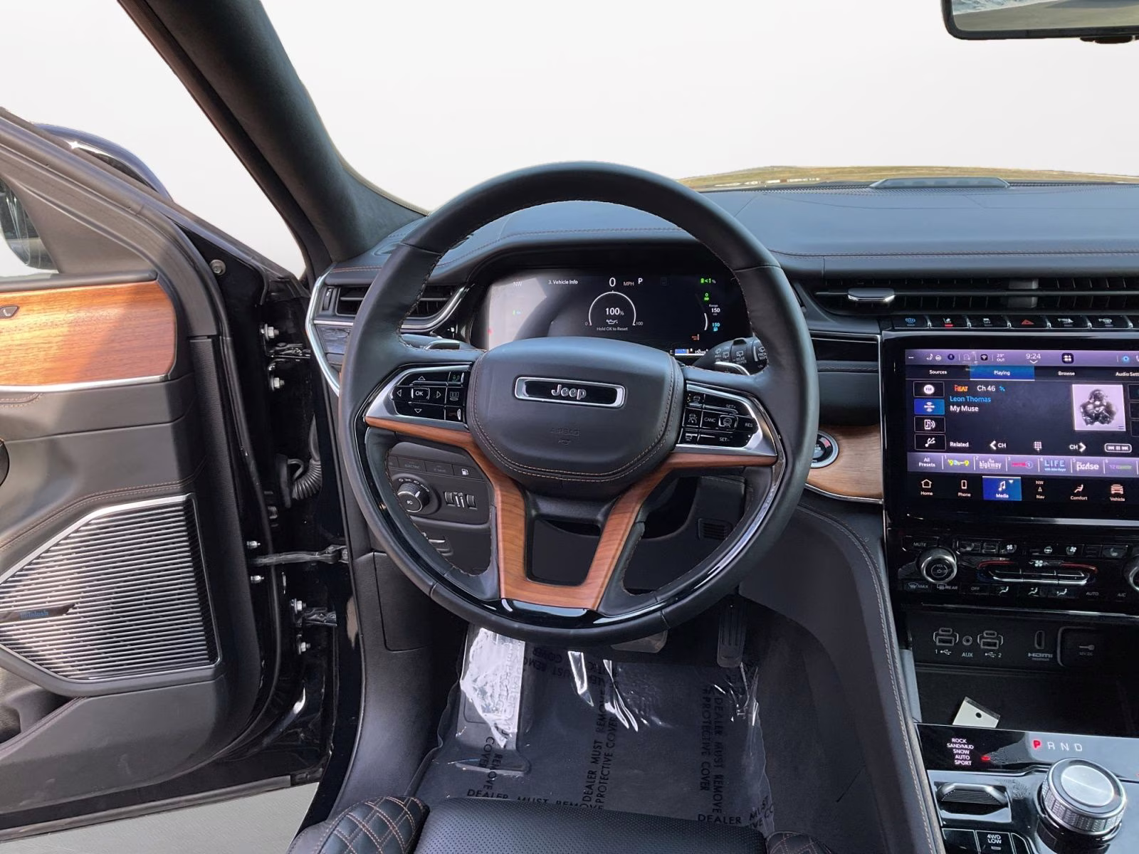 2024 Diamond Black Crystal Pearlcoat Jeep Grand Cherokee Summit Reserve 4xe 4X4 SUV