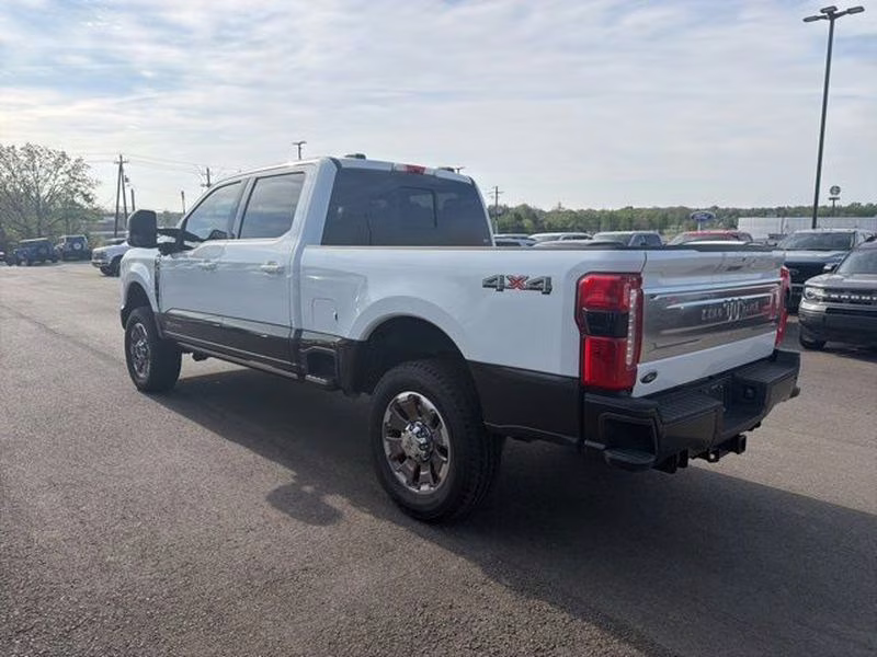 Used 2025 Ford F-350 Super Duty King Ranch with VIN 1FT8W3BM0SEE07437 for sale in Little Rock