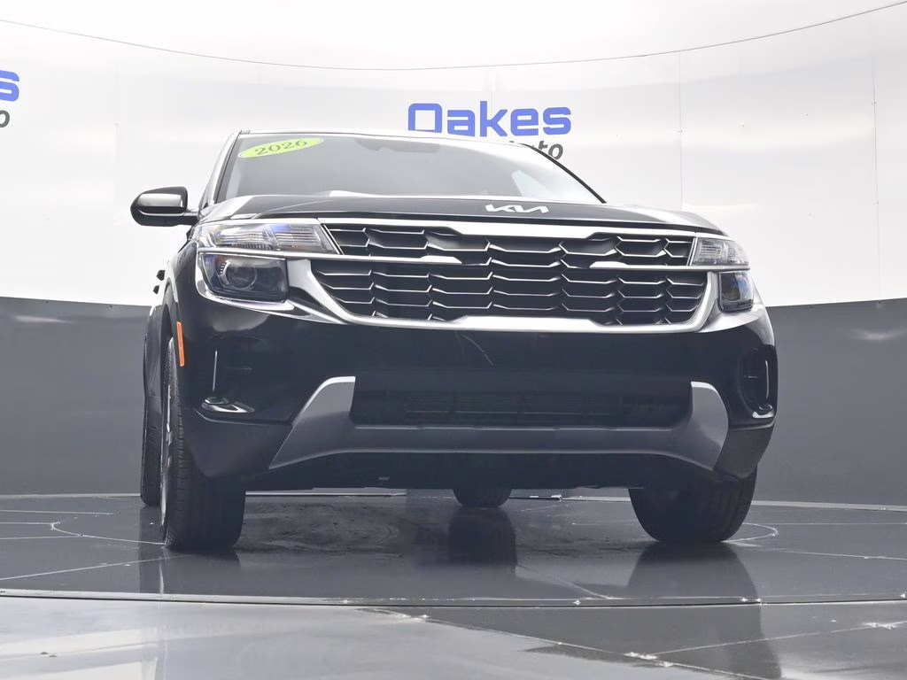 2026 Fusion Black Kia Seltos LX FWD SUV