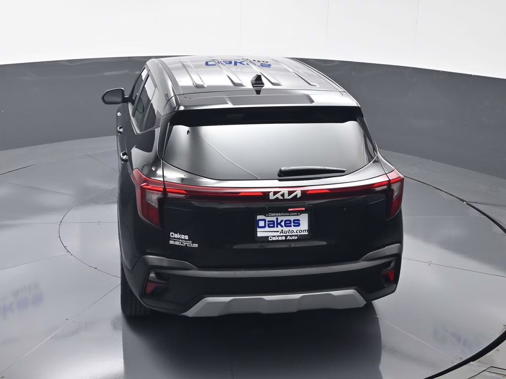 2026 Fusion Black Kia Seltos LX FWD SUV