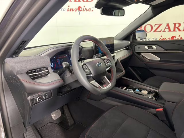 2025 Gray Metallic Ford Explorer ST 4X4 SUV