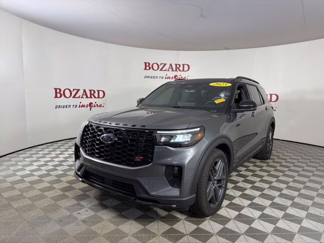 2025 Gray Metallic Ford Explorer ST 4X4 SUV