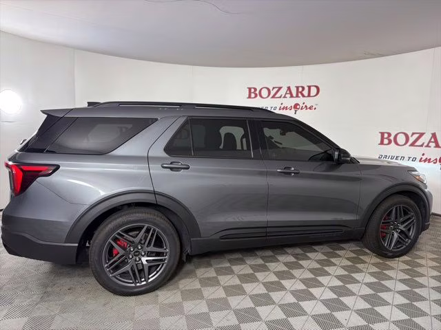 2025 Gray Metallic Ford Explorer ST 4X4 SUV