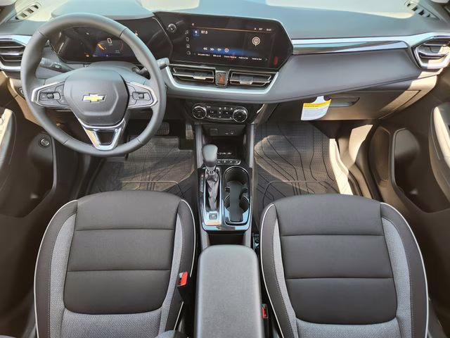 2026 Summit White Chevrolet Trailblazer LT FWD SUV