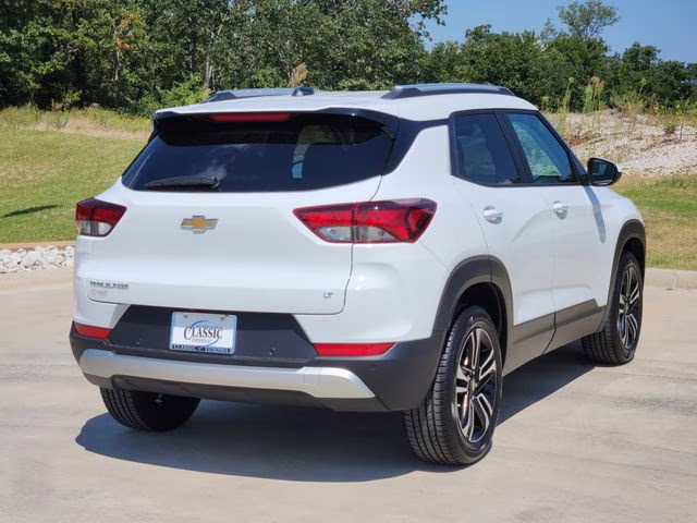 2026 Summit White Chevrolet Trailblazer LT FWD SUV