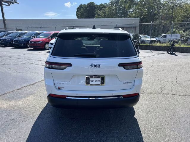 2025 Bright White Clearcoat Jeep Grand Cherokee L Limited 4X4 SUV