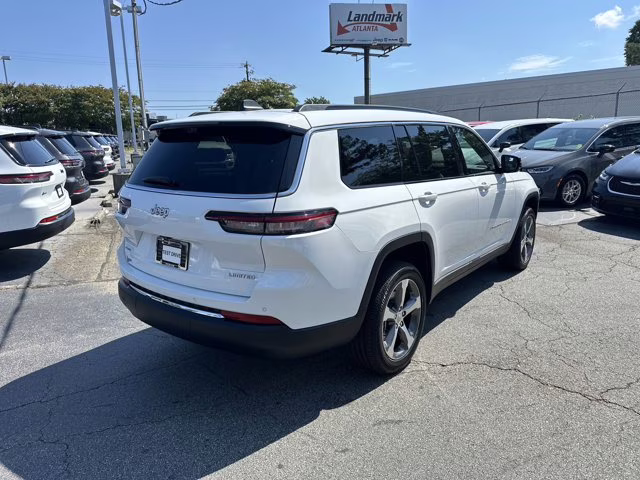 2025 Bright White Clearcoat Jeep Grand Cherokee L Limited 4X4 SUV