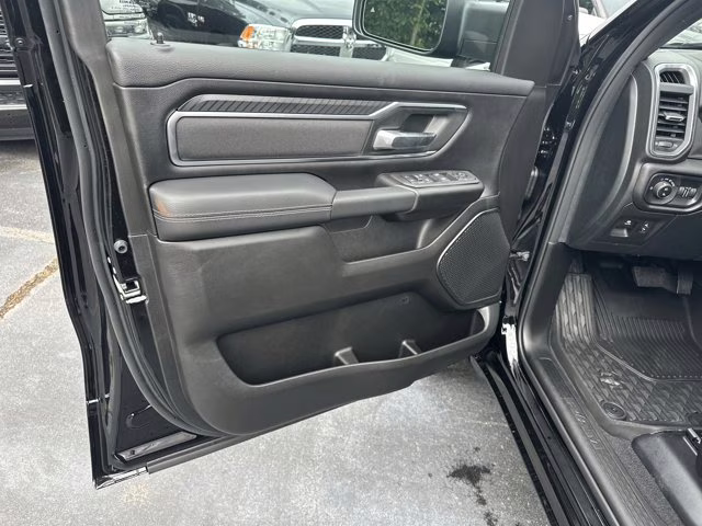 2026 Diamond Black Crystal Pearlcoat Ram 1500 Big Horn RWD Truck