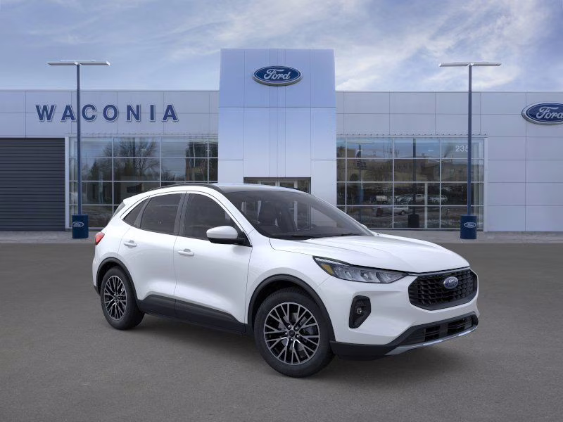 2025 Star White Metallic Tri-Coat Ford Escape Plug-In Hybrid Base FWD SUV