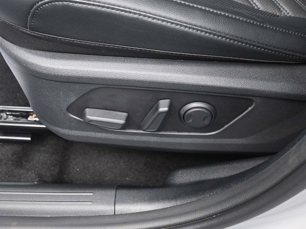 2026 Wolf Gray Kia Sportage X-Line AWD SUV