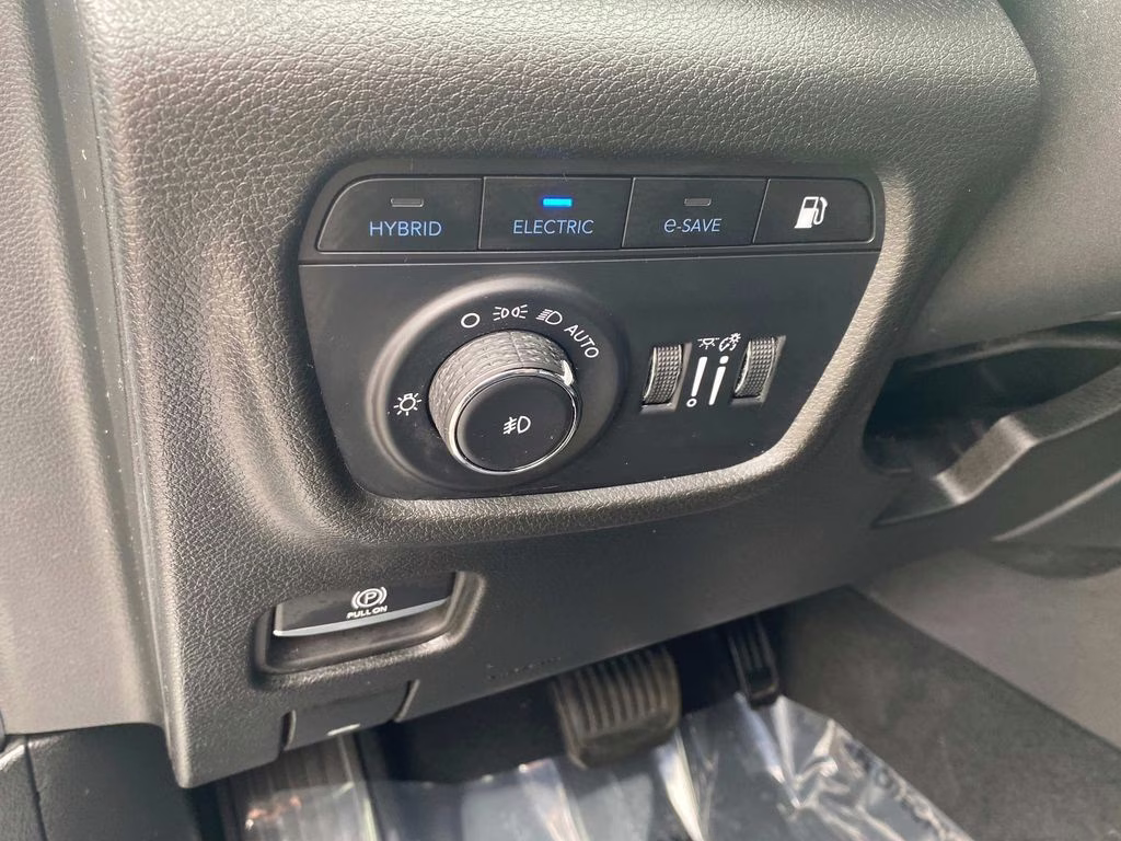 2024 Bright White Clearcoat Jeep Grand Cherokee 4xe 4X4 SUV