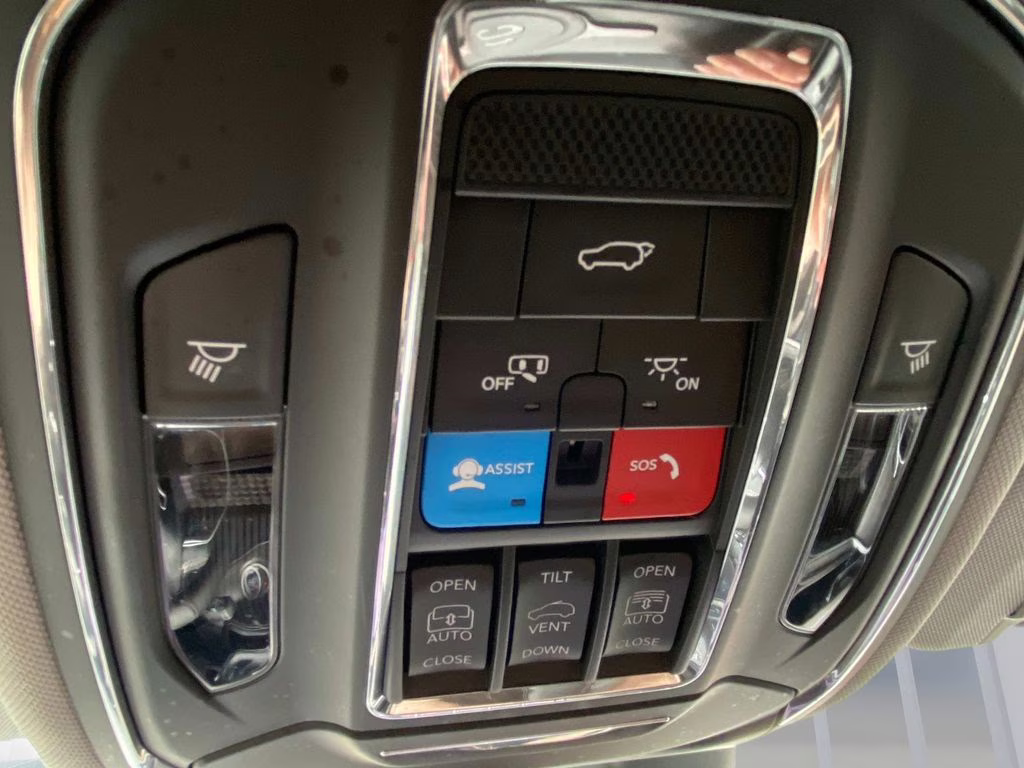 2024 Bright White Clearcoat Jeep Grand Cherokee 4xe 4X4 SUV