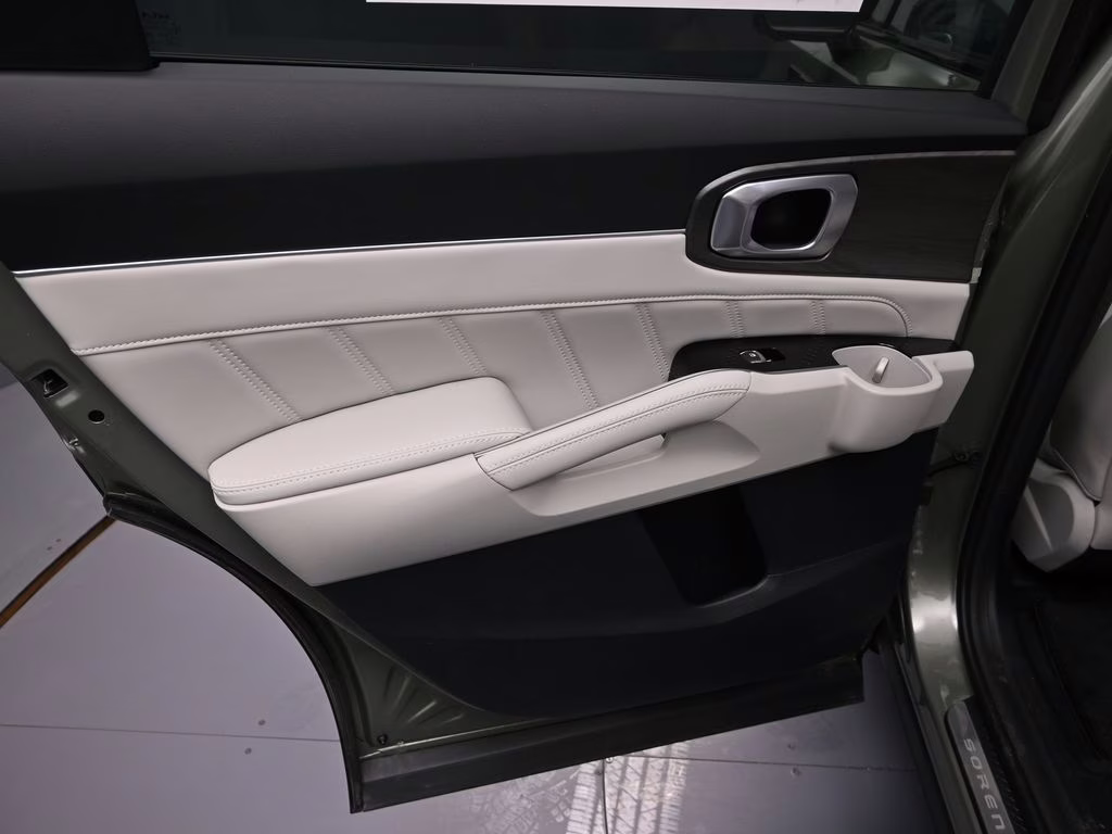 2025 Jungle Green Kia Sorento X-Line SX AWD SUV