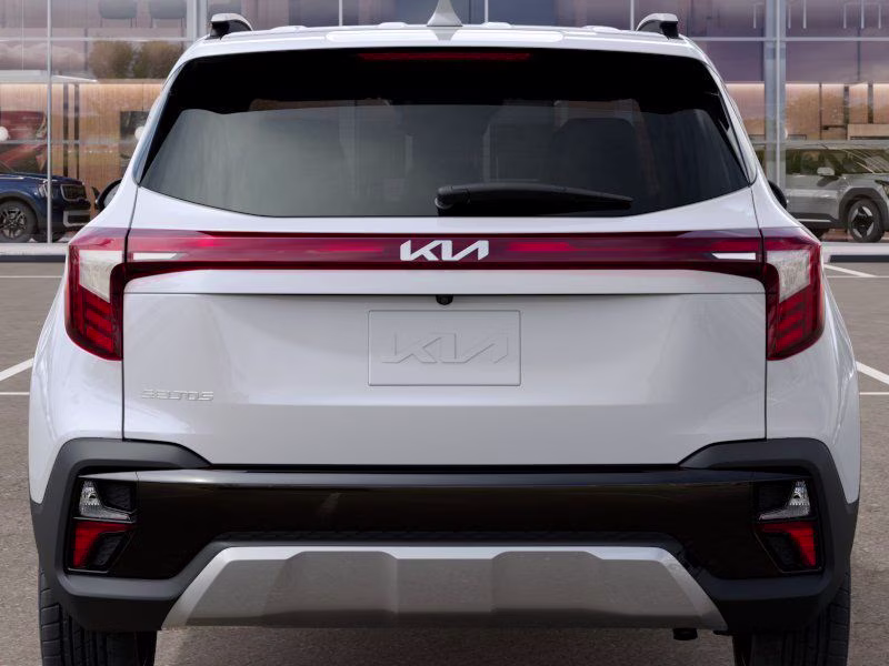 2026 Snow White Pearl Kia Seltos EX FWD SUV