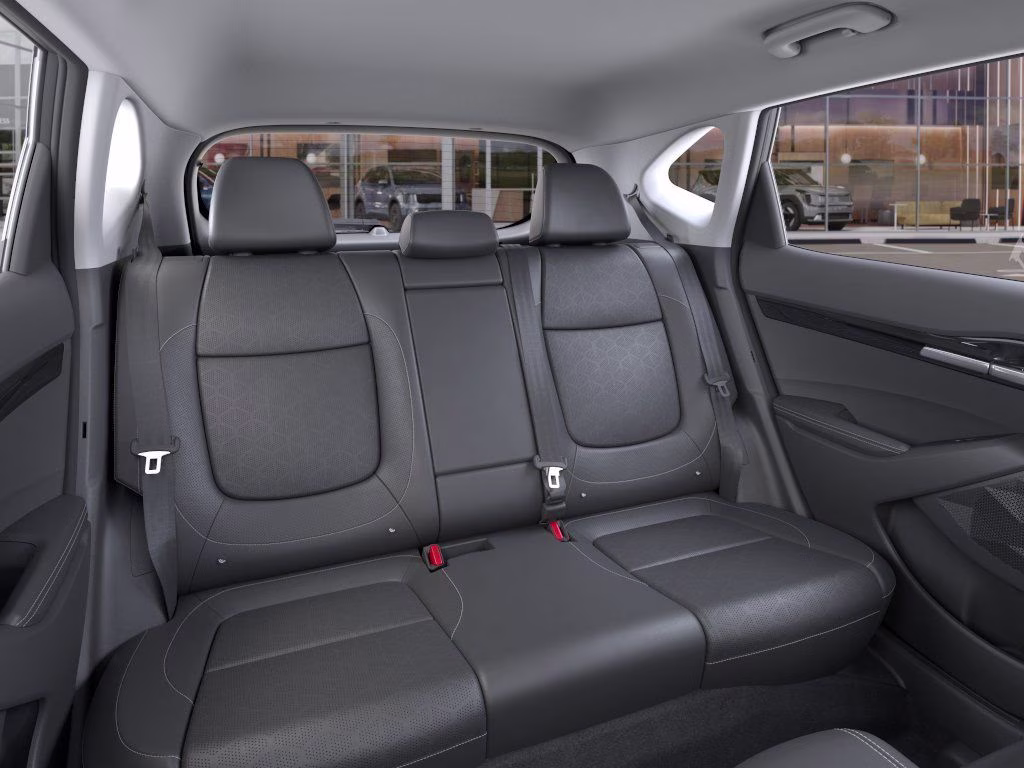 2026 Snow White Pearl Kia Seltos EX FWD SUV