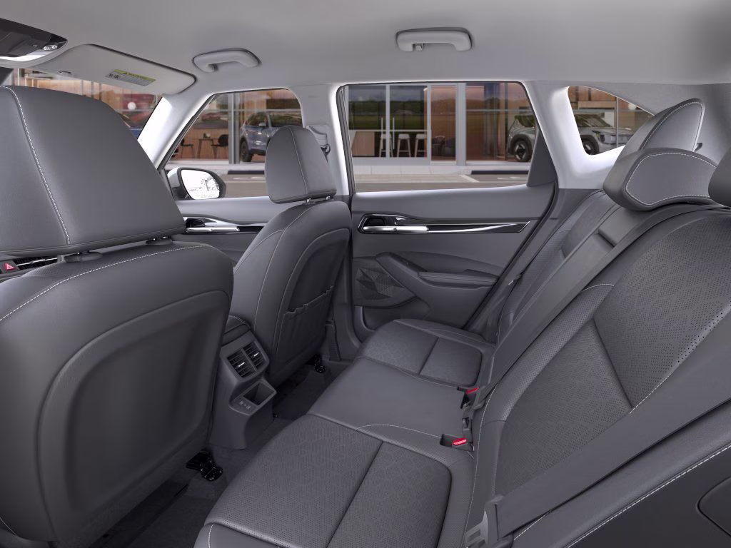 2026 Snow White Pearl Kia Seltos EX FWD SUV