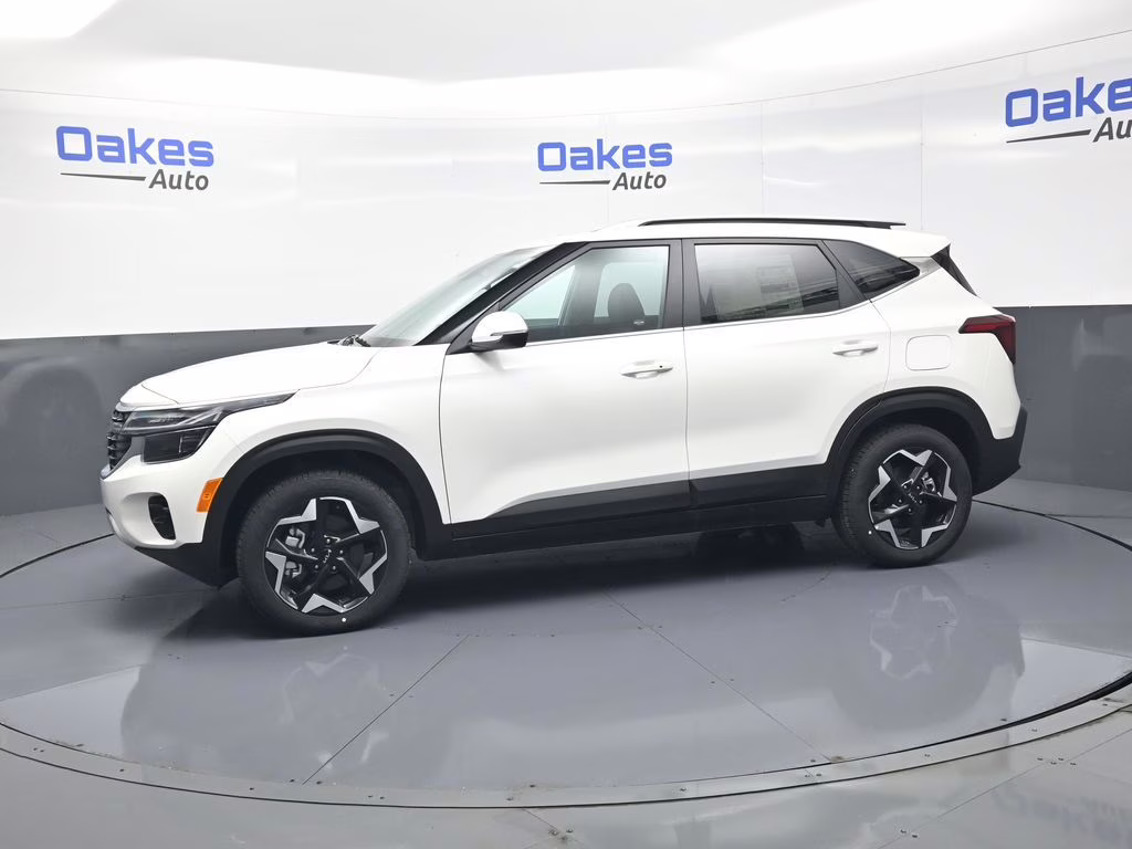 2026 Snow White Pearl Kia Seltos EX AWD SUV