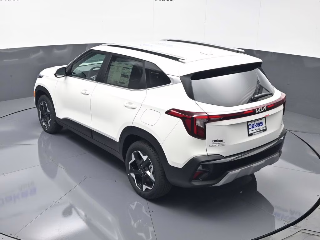 2026 Snow White Pearl Kia Seltos EX AWD SUV