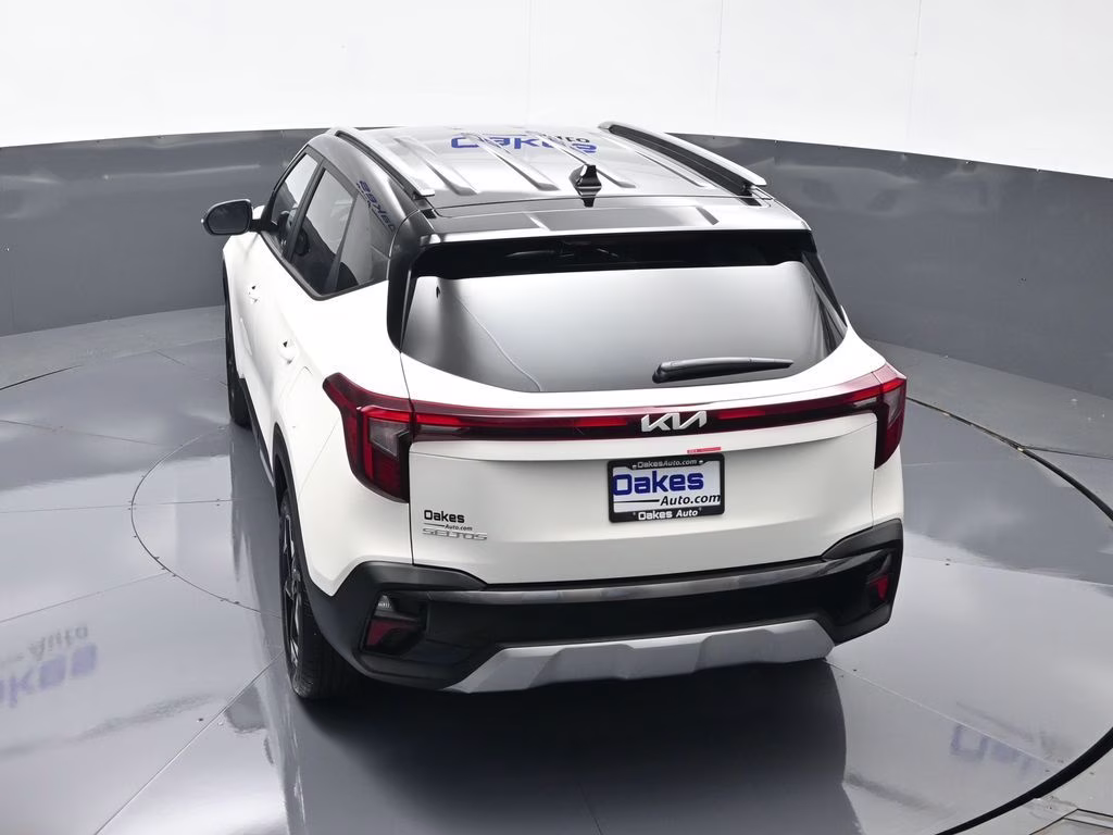 2026 Clear White/Black Roof Kia Seltos S FWD SUV