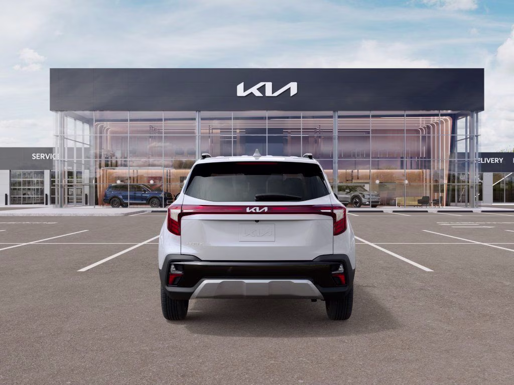 2026 Snow White Pearl Kia Seltos EX FWD SUV