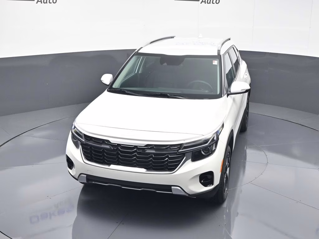 2026 Snow White Pearl Kia Seltos EX AWD SUV