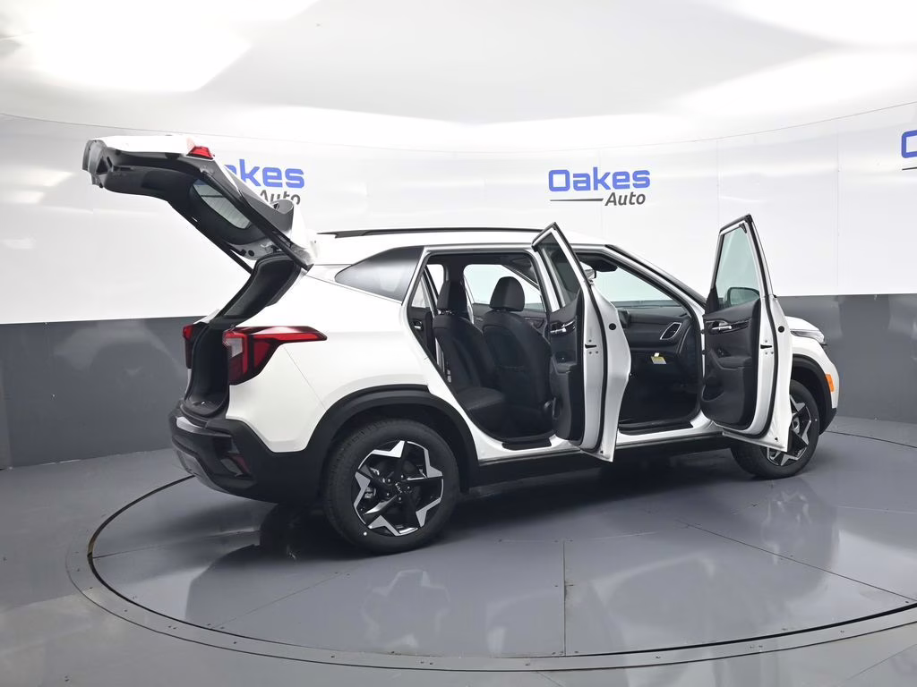 2026 Snow White Pearl Kia Seltos EX AWD SUV