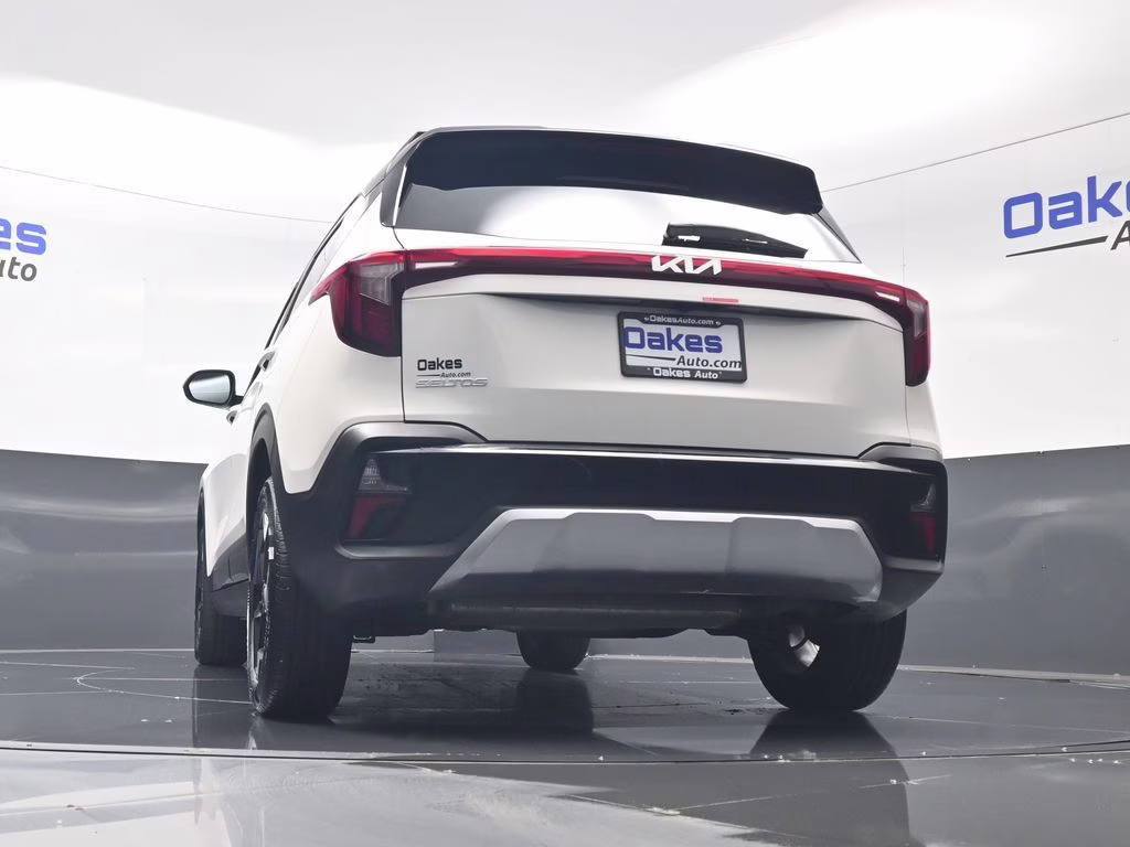 2026 Clear White/Black Roof Kia Seltos S FWD SUV