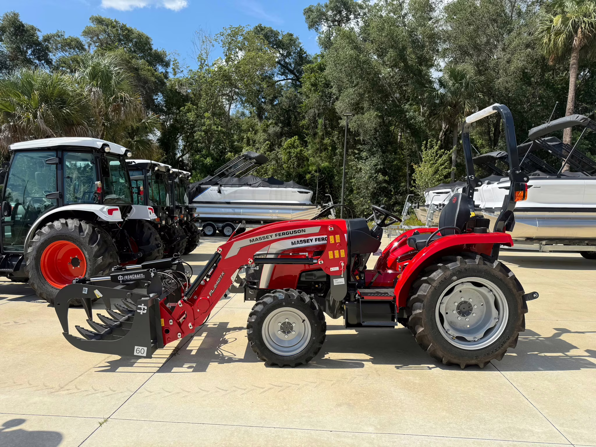 2025 - Massey Ferguson E Series 1E.40H Ag Equipment