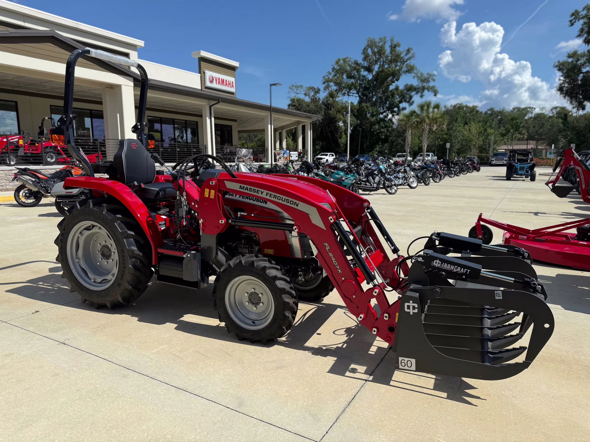 2025 - Massey Ferguson E Series 1E.40H Ag Equipment