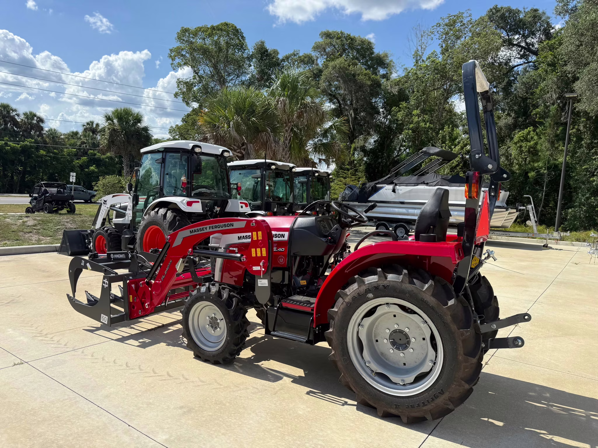 2025 - Massey Ferguson E Series 1E.40H Ag Equipment